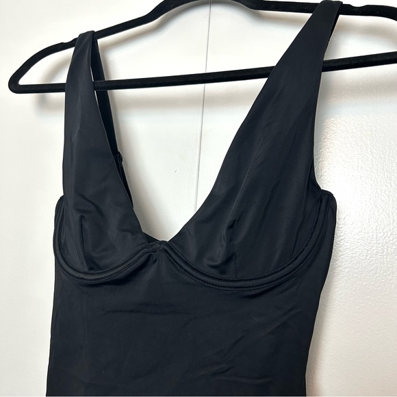ONIA Sylvie One Piece Bathing Suit Black NWT - Picture 4 of 9